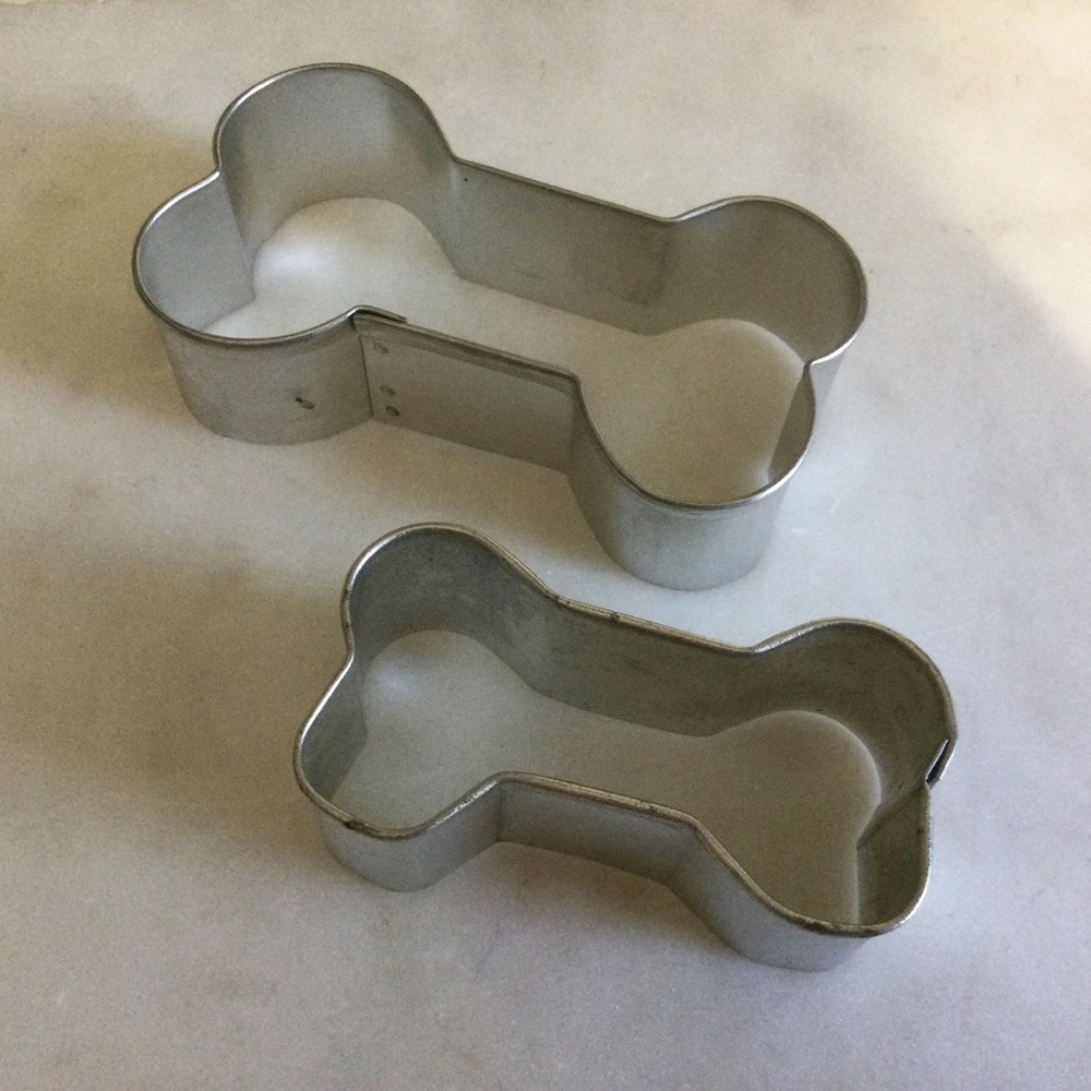 Dog Biscuit Cookie Cutters Set of 2